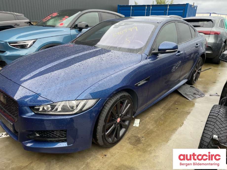 Jaguar XE 2015-->> , Motorkode: 204DTA, Girkassekode: ZF 8HP45