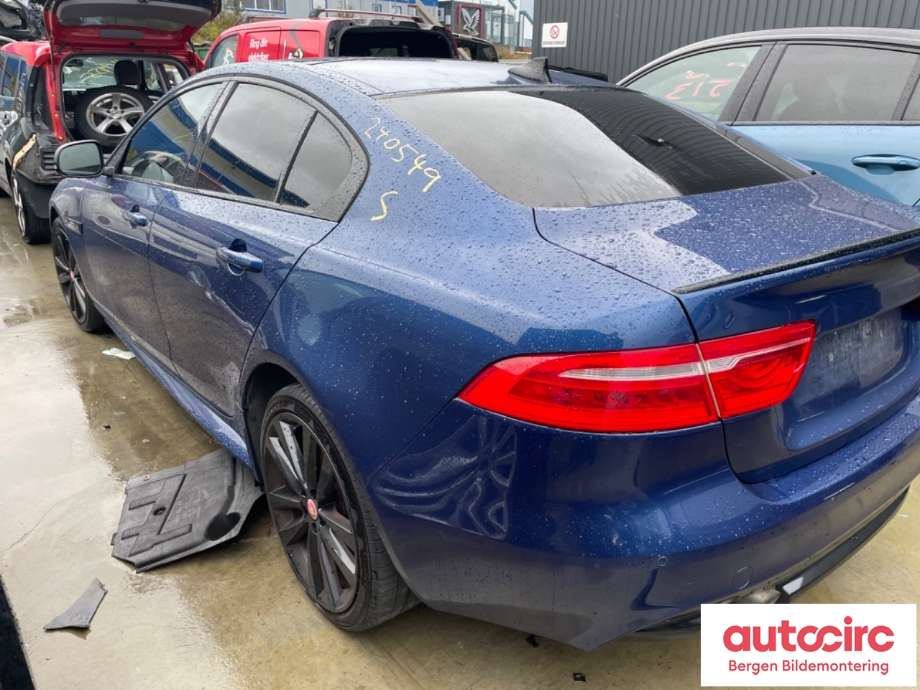 Jaguar XE 2015-->> , Motorkode: 204DTA, Girkassekode: ZF 8HP45