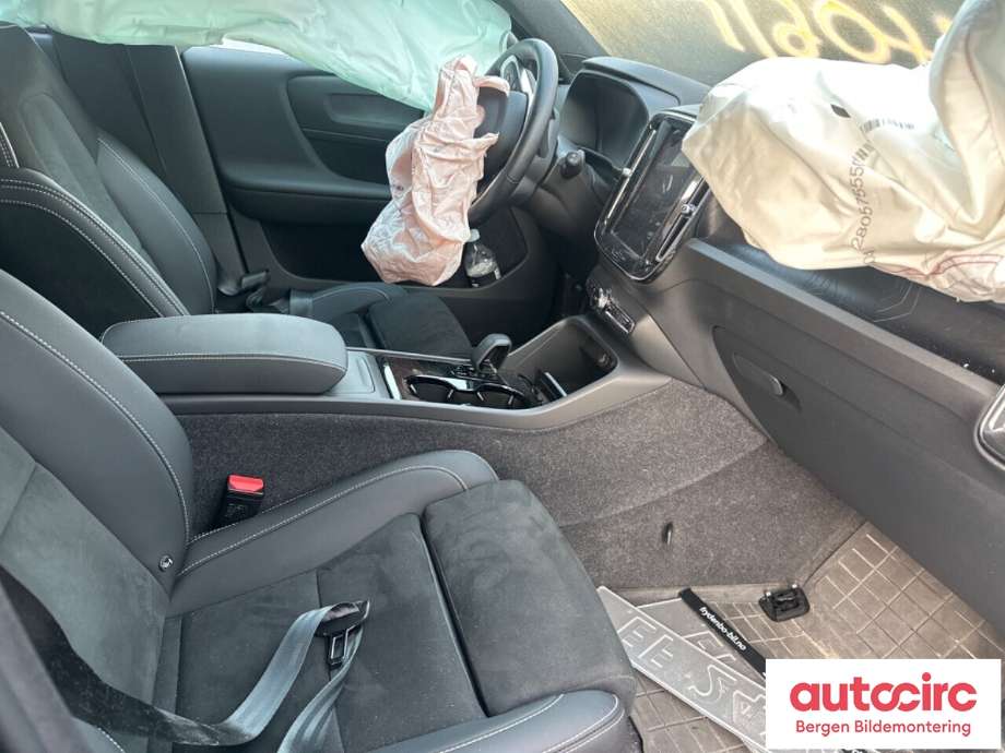 Volvo XC40 2018-2024 , Motorkode: E400V6, Girkassekode: 