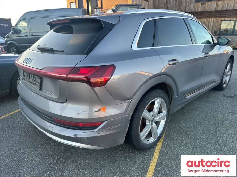 Audi e-tron 2018-->> , Motorkode: BM1J, Girkassekode: 