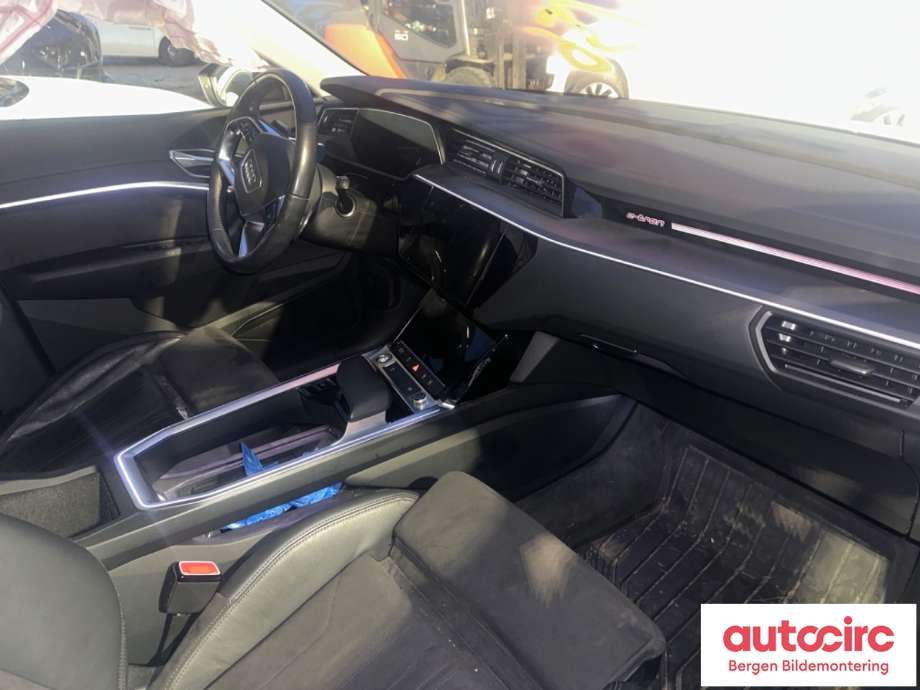 Audi e-tron 2018-->> , Motorkode: BM1J, Girkassekode: 