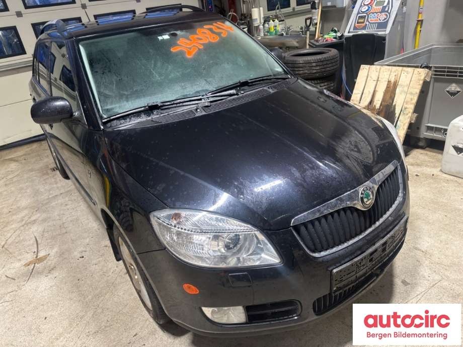 Škoda Fabia 2010-2014 (Type II, Fase 2) , Motorkode: CGPA, Girkassekode: 
