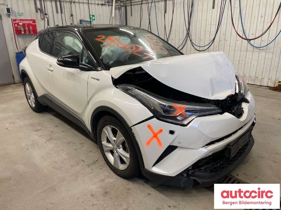 Toyota C-HR 2016-->> , Motorkode: 2ZR-FXE, Girkassekode: 