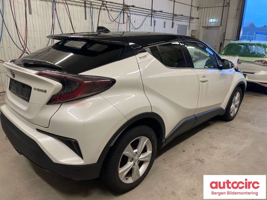 Toyota C-HR 2016-->> , Motorkode: 2ZR-FXE, Girkassekode: 