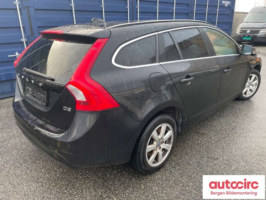 Volvo V60/V60 CC 2013-2018 (Type I, Fase 2) , Motorkode: D4162T, Girkassekode: 