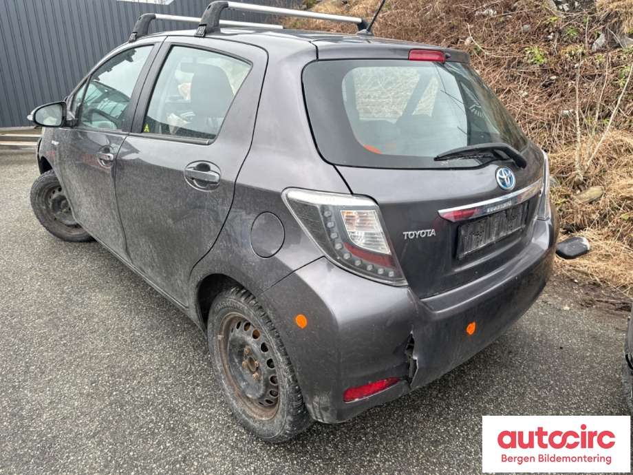 Toyota Yaris 2012-2014 (Type III, Fase 1) , Motorkode: 1NZ-FXE, Girkassekode: 