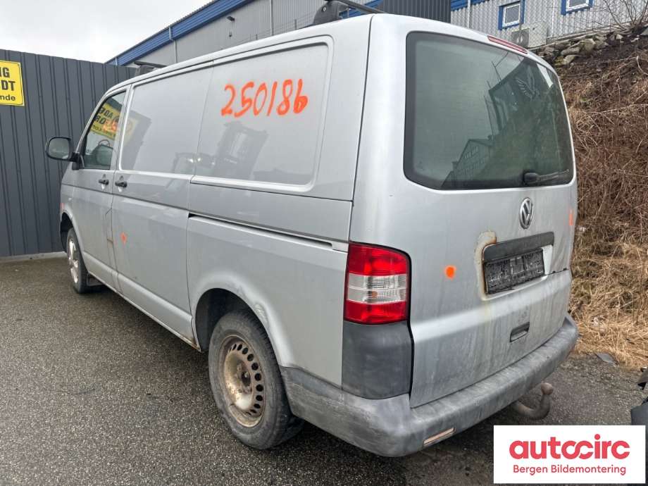 VW Transporter / Caravelle 2009-2015 (Fase 2) (T5) (T5), Motorkode: CAAB, Girkassekode: