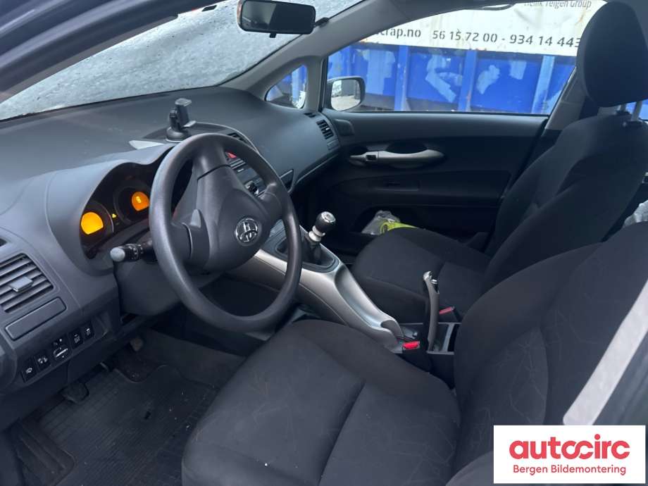 Toyota Auris 2007-2010 (Type I, Fase 1) , Motorkode: 1NR-FE, Girkassekode: