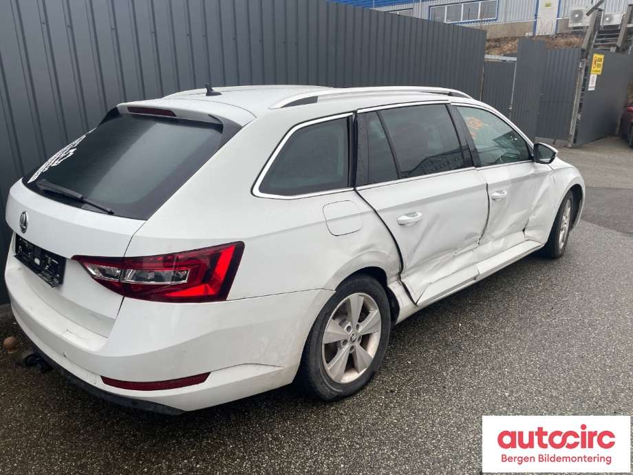 Škoda Superb 2015-->> (Type III) , Motorkode: DFCA, Girkassekode: 