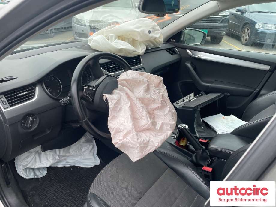 Škoda Octavia 2013-2016 (Type III, Fase 1) , Motorkode: CLHA, Girkassekode: 