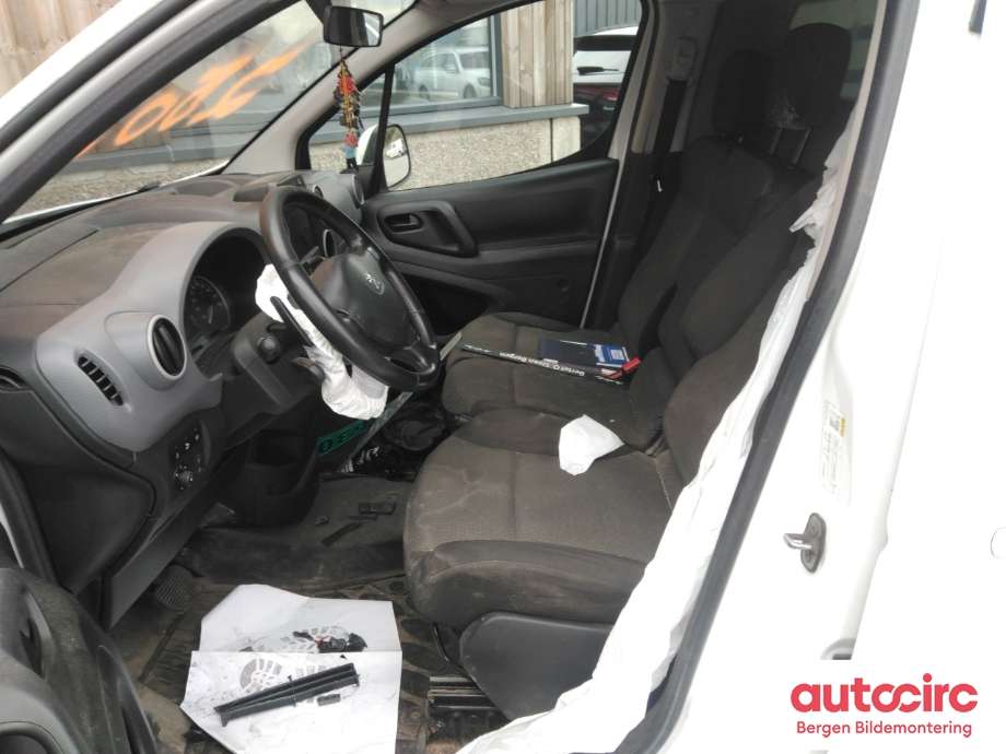 Peugeot Partner 2015-2019 (Type II, Fase 2) , Motorkode: BHY, Girkassekode: 