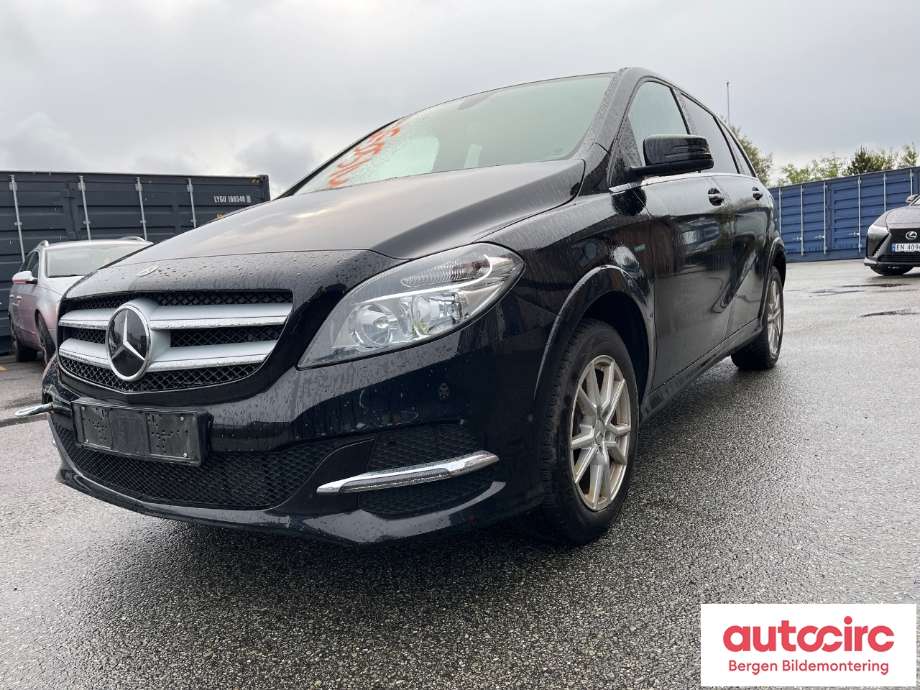 Mercedes B-Klasse 2011-2018 (W246) (W246), Motorkode: EM780.990, Girkassekode: