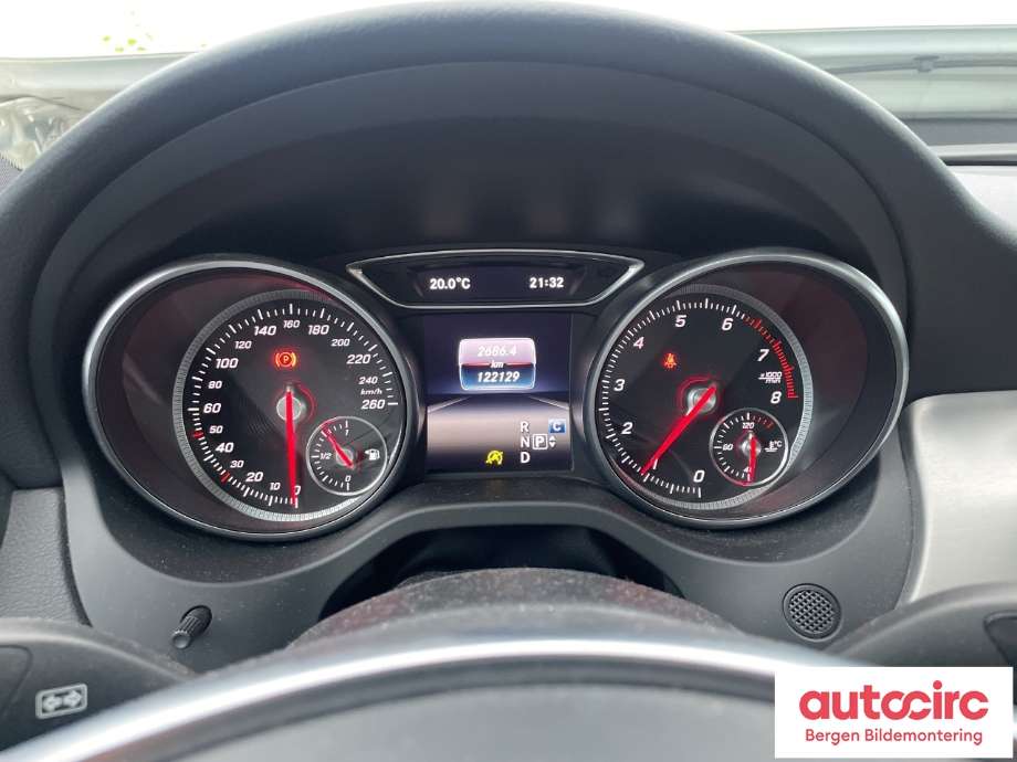 Mercedes CLA 2013-2019 (C117) (C117), Motorkode: M270.910, Girkassekode: 