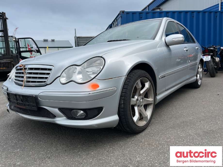 Mercedes C-Klasse 2004-2007 (Fase 2) (W203) (W203), Motorkode: OM646.963, Girkassekode: 
