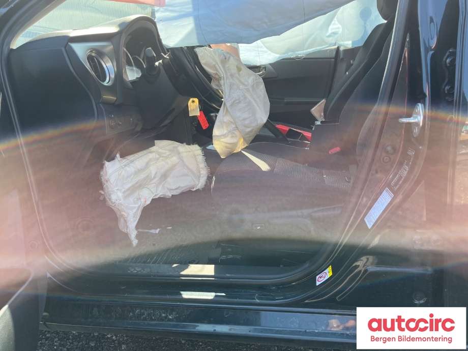 Toyota Auris 2013-2015 (Type II, Fase 1) , Motorkode: 1ZR-FAE, Girkassekode: 