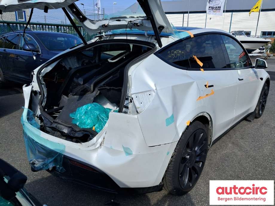 Tesla Model Y 2021-2024 (Type I) , Motorkode: 3DU, Girkassekode: 