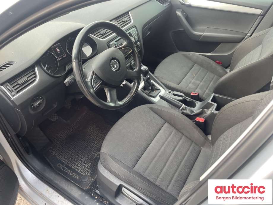 Škoda Octavia 2013-2016 (Type III, Fase 1) , Motorkode: CLHA, Girkassekode: