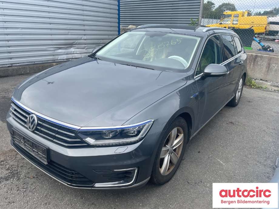 VW Passat 2015-2019 (Fase 1) (B8) (B8), Motorkode: CUKC, Girkassekode: