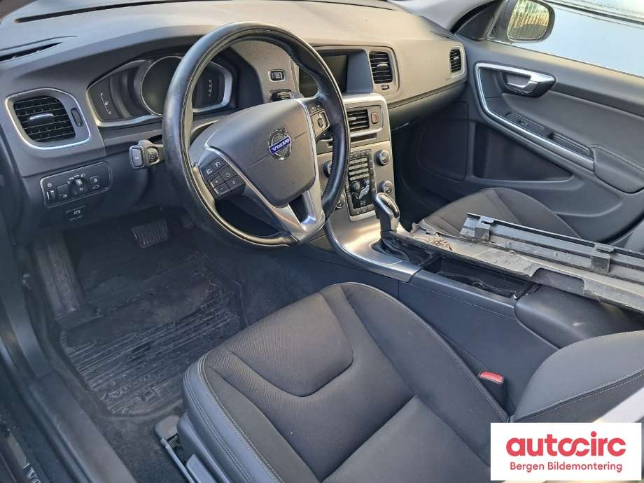 Volvo V60/V60 CC 2013-2018 (Type I, Fase 2) , Motorkode: D4162T, Girkassekode: 