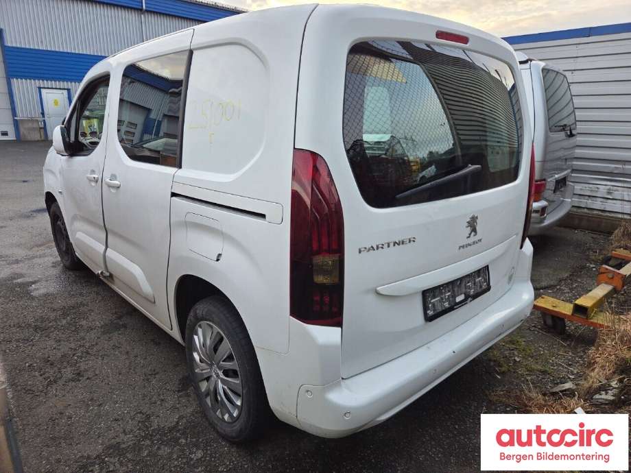 Peugeot Partner 2019-->> (Type III) , Motorkode: YHZ, Girkassekode: 