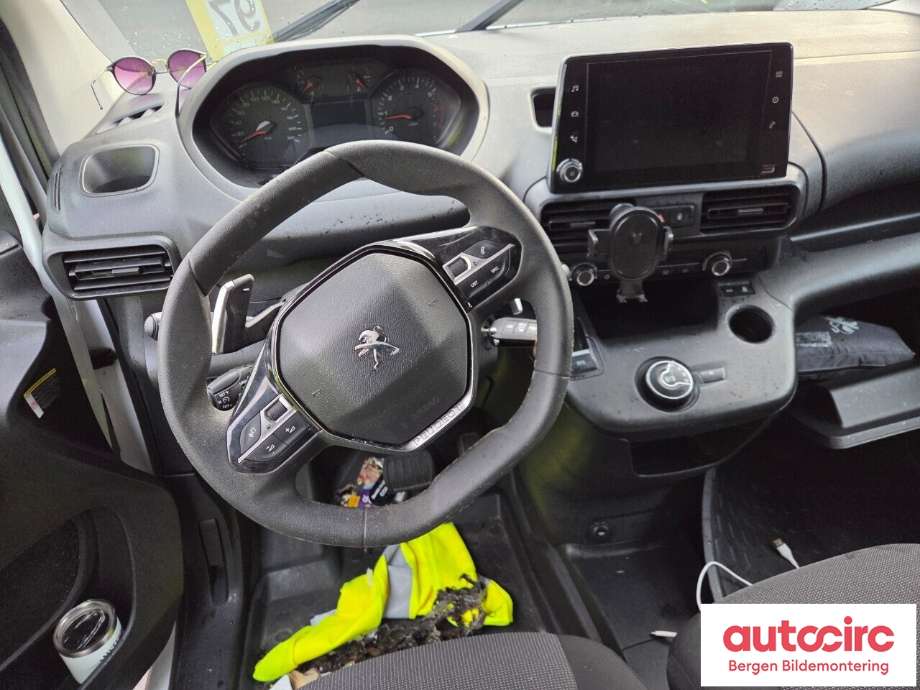 Peugeot Partner 2019-->> (Type III) , Motorkode: YHZ, Girkassekode: 
