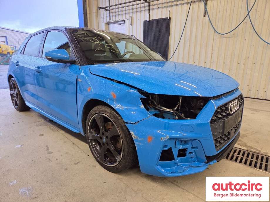 Audi A1 2018-->> (Type II) , Motorkode: DKRF, Girkassekode: 