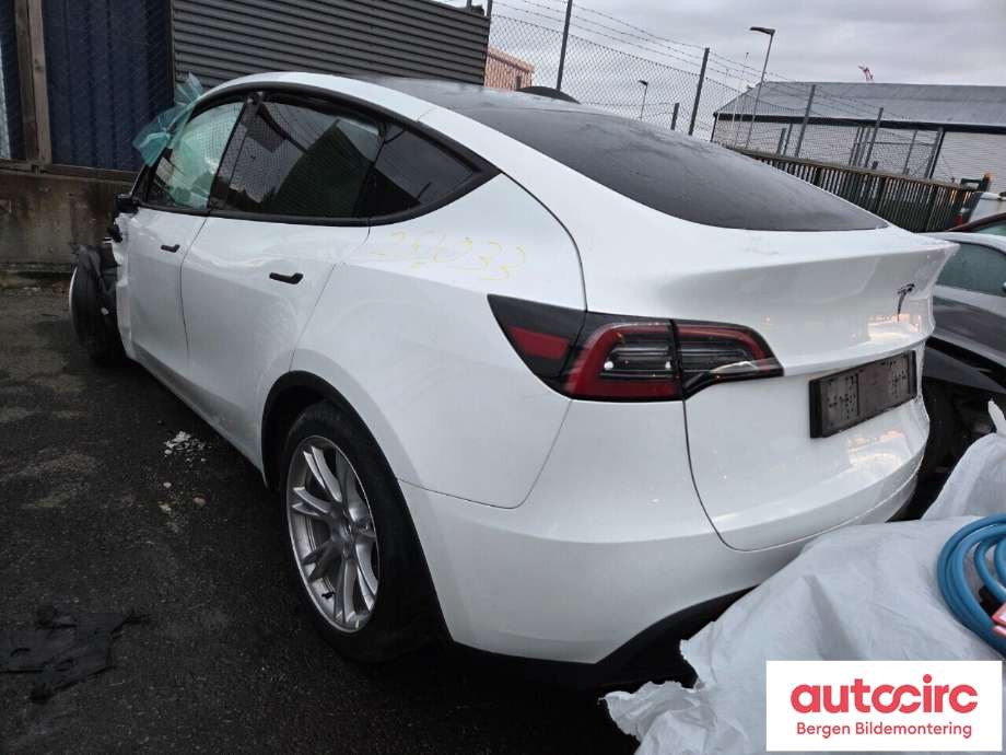 Tesla Model Y 2021-2024 (Type I) , Motorkode: 3DU, Girkassekode: 