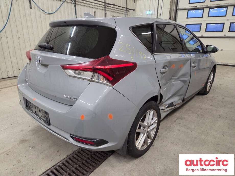Toyota Auris 2015-2019 (Type II, Fase 2) delebil , Motorkode: 2ZR-FXE, Girkassekode: 