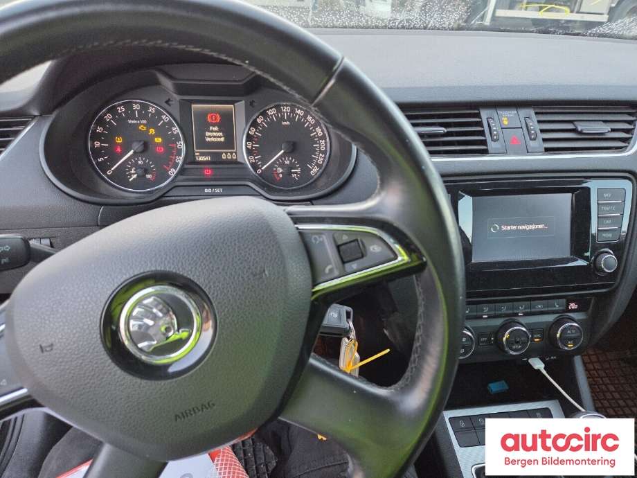 Škoda Octavia 2013-2016 (Type III, Fase 1) , Motorkode: CLHA, Girkassekode: 