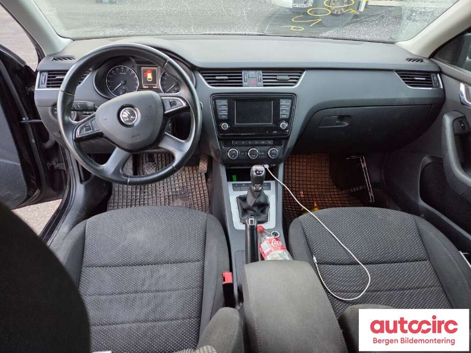Škoda Octavia 2013-2016 (Type III, Fase 1) , Motorkode: CLHA, Girkassekode: 