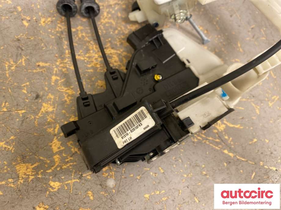 Dørhåndtak utv venstre foran til Kia Soul 2014-2019 (Type II)  (KIA|82651B 2710|81310B 2010|)
