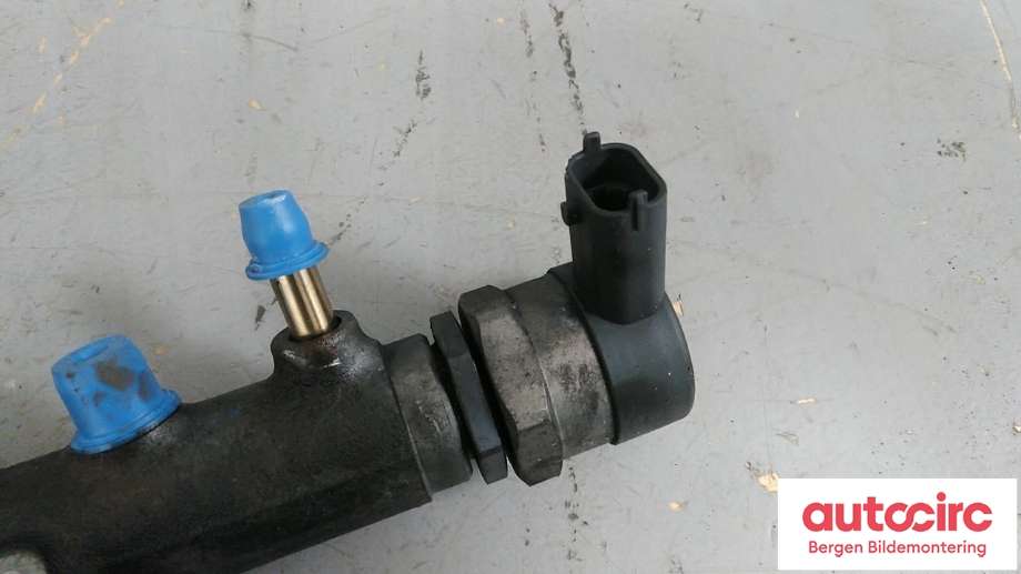 Dyseskinne (fuelrail) til Volvo XC90 2007-2014 (Type I, Fase 2)  (VOLVO|31259011||0 445 215 023)
