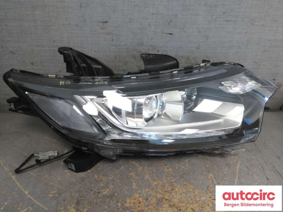 Frontlykt høyre halogen til Mitsubishi Outlander 2015-->> (Type III, Fase 2) (MITSUBISHI|8301C854||8301CB-54)