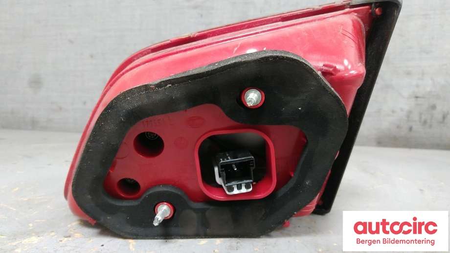 Baklykt venstre indre til VW Passat 2011-2015 (B7) (B7) (VOLKSWAGEN|3AE 945 307 C||3AE 945 307)