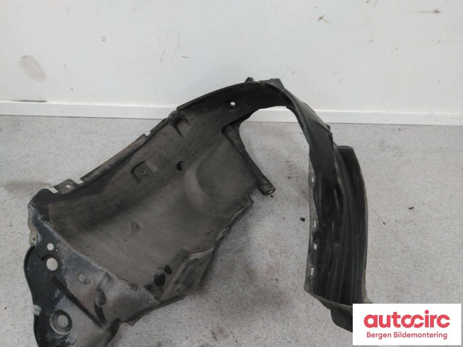 Skjerm locari venstre foran til Nissan X-Trail 2007-2014 (T31) (T31) (NISSAN|63841JG70A||LD35-5111-500)