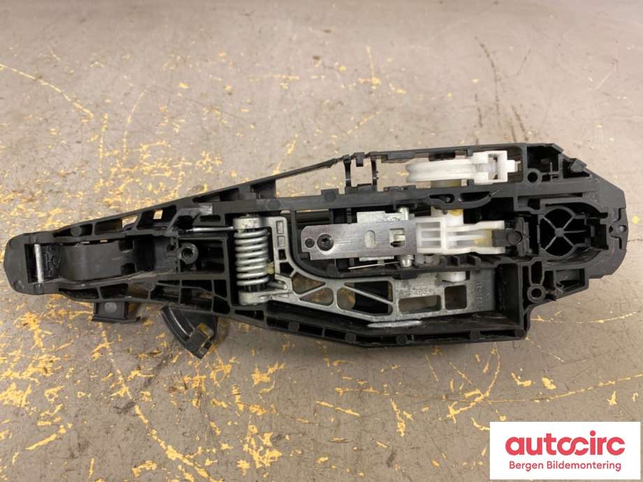 Dørhåndtak utv høyre foran til Citroën Jumpy 2016-->> (Type III)  (CITROEN|9109 E3|9101 PJ|)