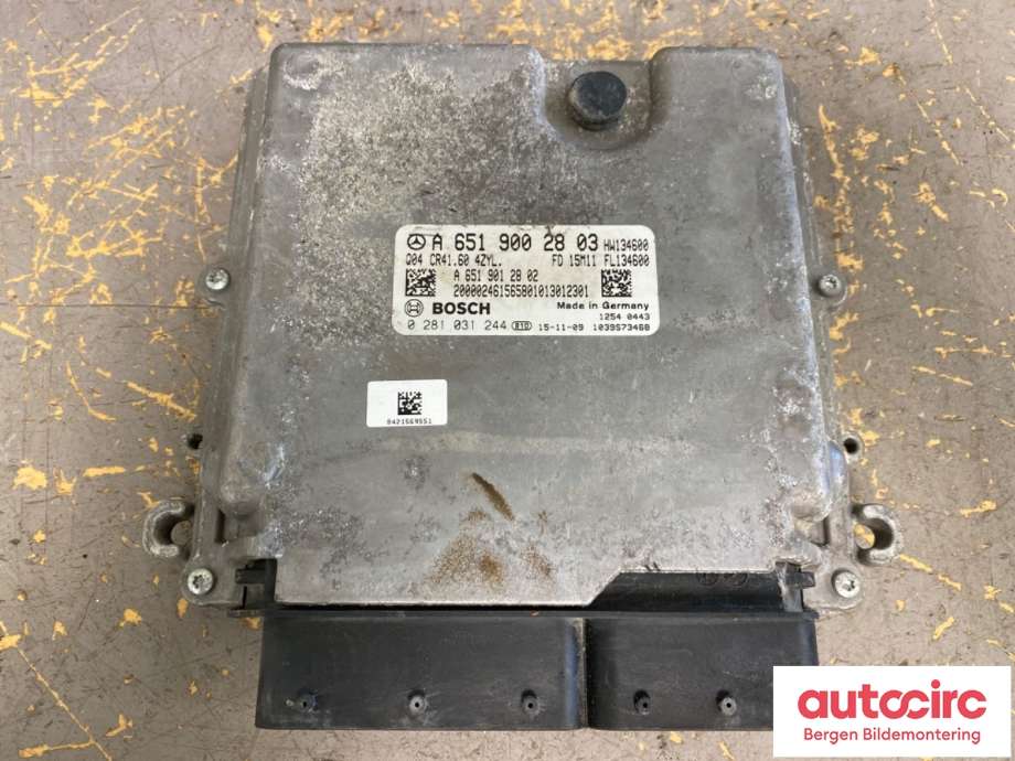 Styreenhet motor til Mercedes Vito 2014-->> (W447) (W447) (MERCEDES|A 651 900 28 03||A651900)
