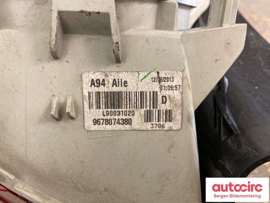 Baklykt høyre til Peugeot 2008 2013-2019 (Type I) (PEUGEOT|96 780 743 80|)