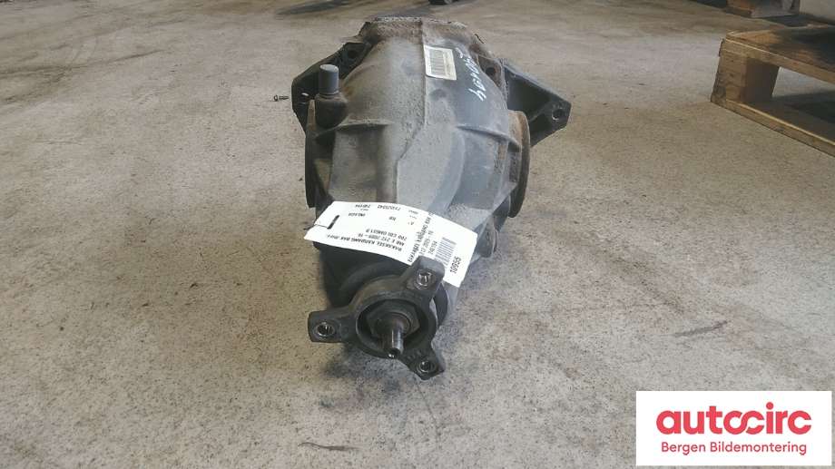 Kardang klokke bak til Mercedes E-Klasse 2013-2016 (Fase 2) (W212) (W212) (MERCEDES|A 207 350 03 14|)