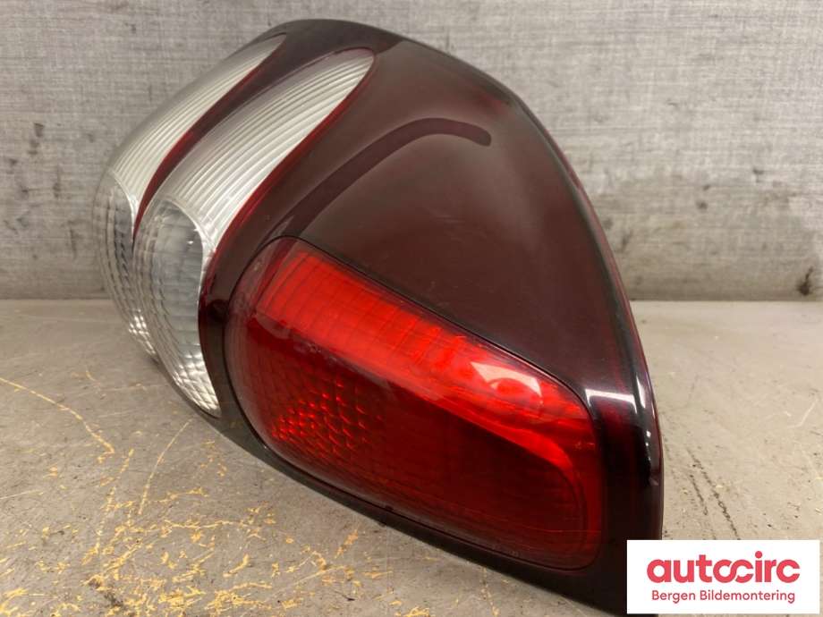Baklykt venstre til Toyota Land Cruiser 120 2002-2009  (TOYOTA|8156160621|8156160620|)