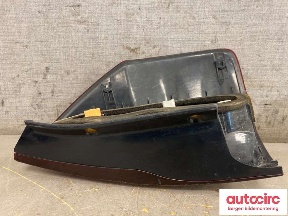 Baklykt venstre til Toyota Land Cruiser 120 2002-2009  (TOYOTA|8156160621|8156160620|)