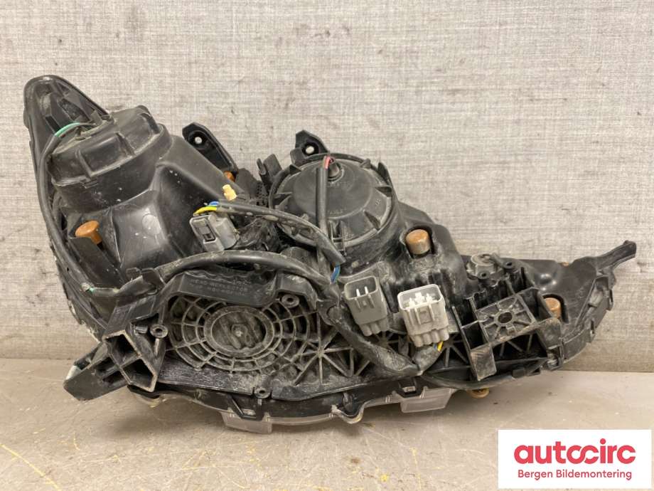 Frontlykt venstre halogen til Mitsubishi ASX 2010-2019 (MITSUBISHI|8301B587||PÅP - TD30)