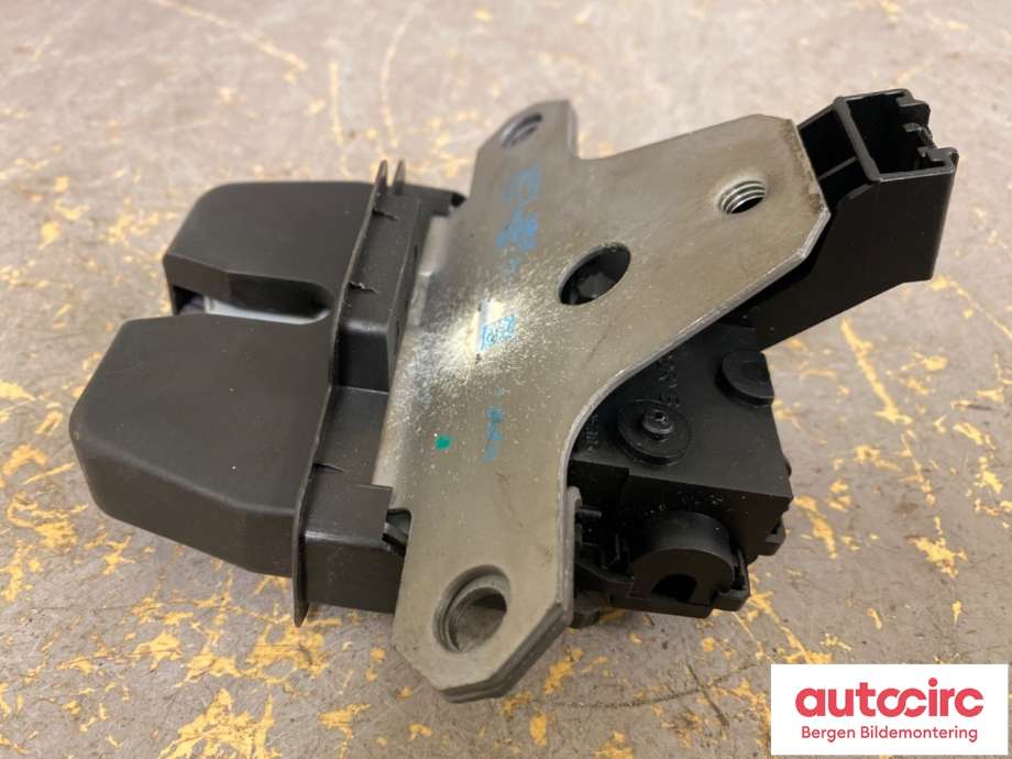 Baklukelås til Ford Kuga 2008-2012 (Type I)  (FORD|8V41-S442A66-AG|1743700|)