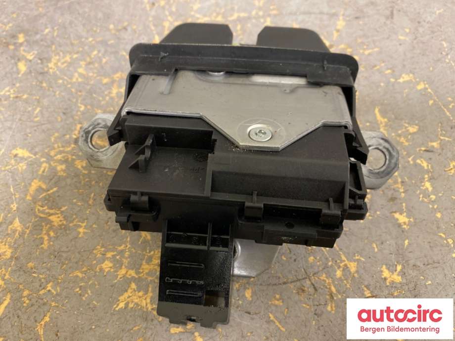 Baklukelås til Ford Kuga 2008-2012 (Type I)  (FORD|8V41-S442A66-AG|1743700|)