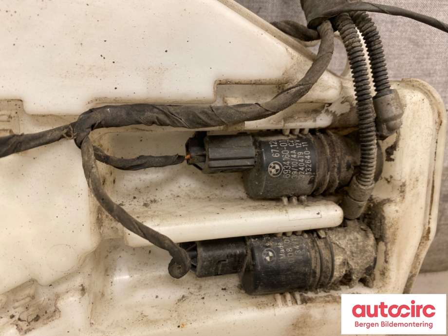 Spylertank til BMW 5-Serie 2010-2017 (F10/F11) (F10/F11) (BMW|61 66 7 269 669|)