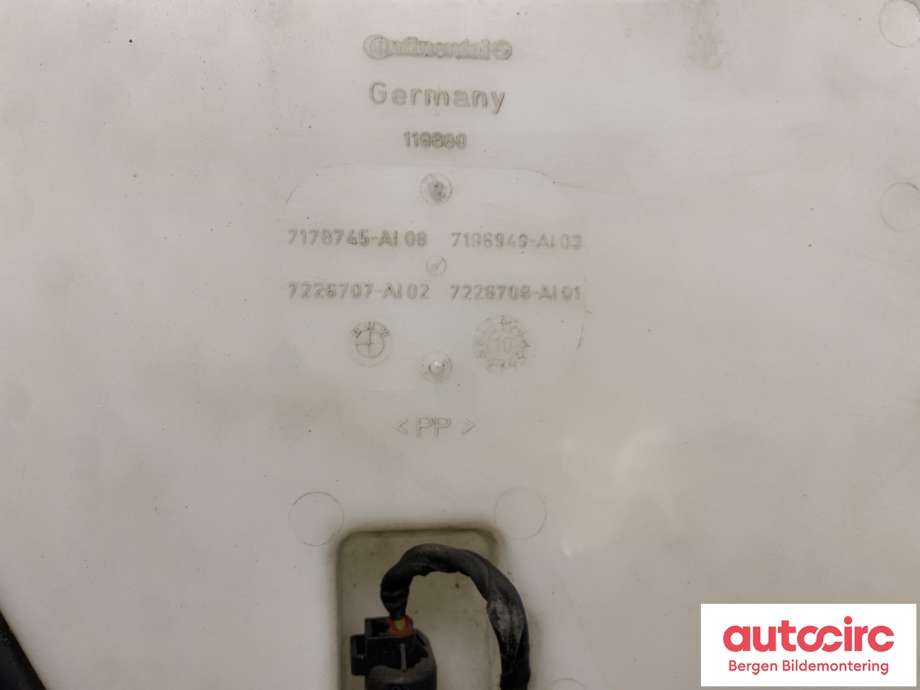 Spylertank til BMW 5-Serie 2010-2017 (F10/F11) (F10/F11) (BMW|61 66 7 269 669|)
