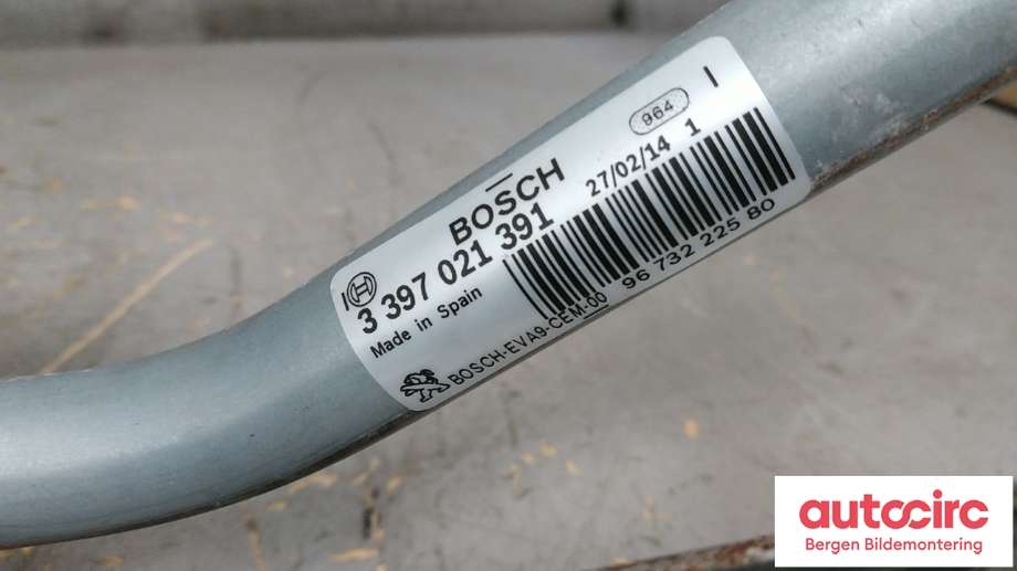 Viskermotor frontrute til Peugeot 208 2012-2019 (Type I) (PEUGEOT|96 732 225 80|)