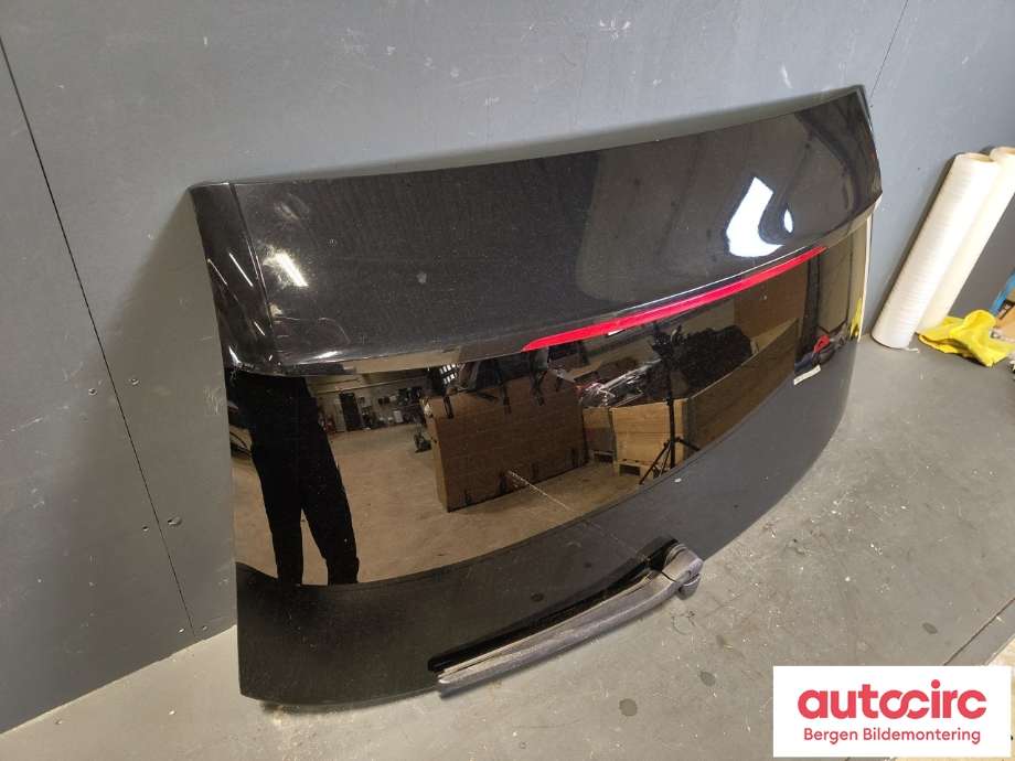 Bakrute til BMW 5-Serie 2010-2017 (F10/F11) (F10/F11) (BMW|51 31 7 206 563|)