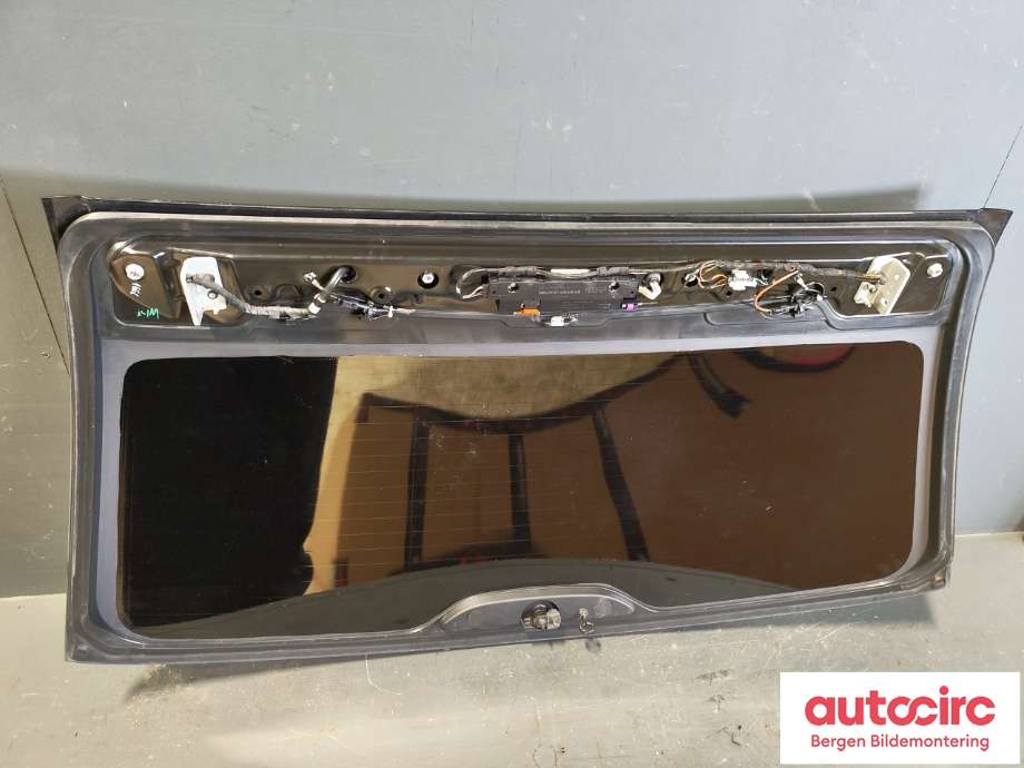 Bakrute til BMW 5-Serie 2010-2017 (F10/F11) (F10/F11) (BMW|51 31 7 206 563|)