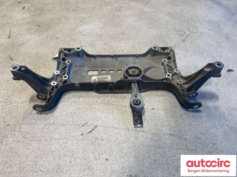 Travers foran hoved til VW Tiguan 2011-2016 (Type I, Fase 2)  (VOLKSWAGEN|3C0 199 313 BB|)